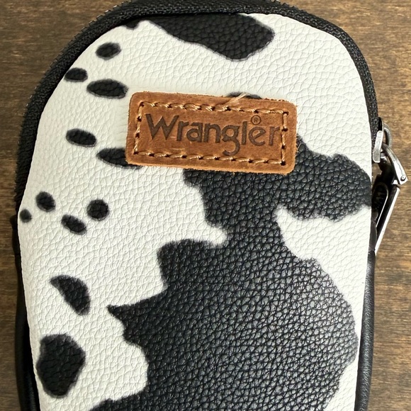 Wrangler Cow Print Backpack With Coin Pouch - Black *NEW in Package* - Picture 7 of 9